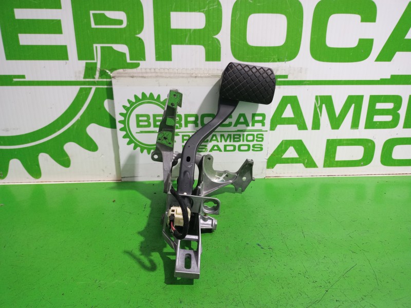 Recambio de pedal freno para audi a4 berlina (8e) 2.5 tdi (120kw) referencia OEM IAM 8E1721117  