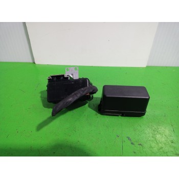 Recambio de caja reles / fusibles para nissan qashqai (j11) acenta referencia OEM IAM 24382AD100  
