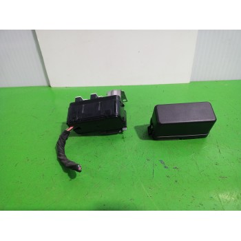Recambio de caja reles / fusibles para nissan qashqai (j11) acenta referencia OEM IAM 24382AD100  