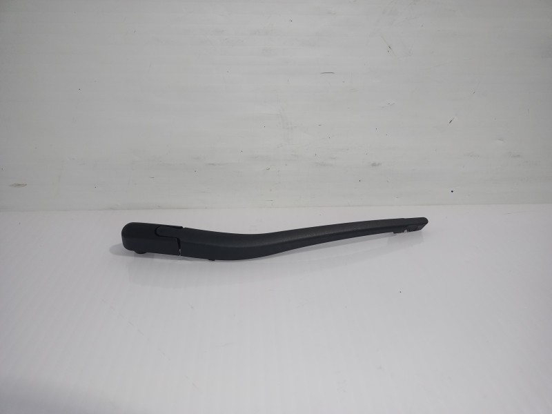 Recambio de brazo limpia trasero para volvo xc60 momentum awd referencia OEM IAM 31333420  