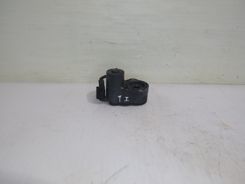 Recambio de freno de mano electrico para peugeot 308 active referencia OEM IAM 1608999280  