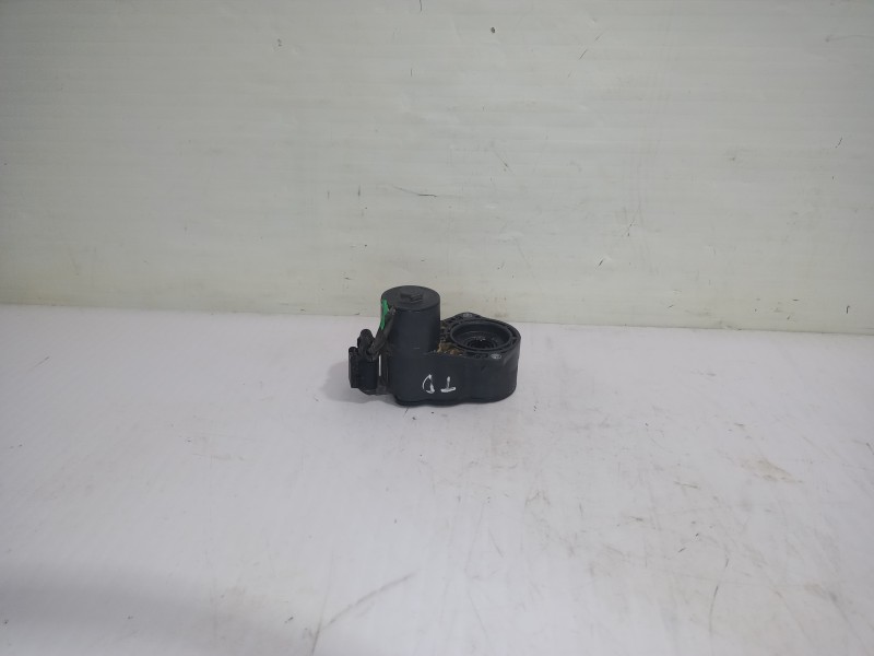 Recambio de freno de mano electrico para peugeot 308 active referencia OEM IAM 1608999280  