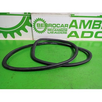Recambio de goma contorno para audi a4 berlina (8e) 2.5 tdi (120kw) referencia OEM IAM 8E0839911N  