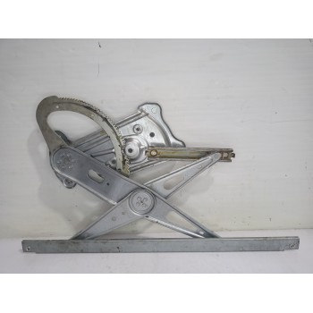 Recambio de elevalunas delantero derecho para renault megane iii berlina 5 p dynamique referencia OEM IAM 807203154R  