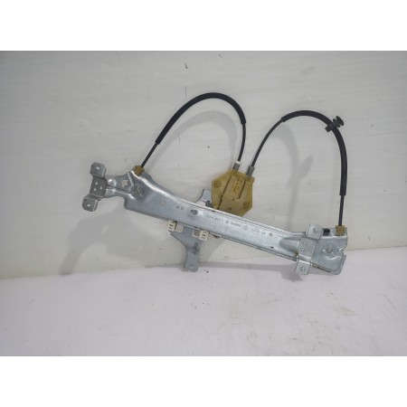Recambio de elevalunas trasero izquierdo para renault megane iii berlina 5 p dynamique referencia OEM IAM 827210003R  