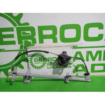 ELEVALUNAS DELANTERO DERECHO 807009C101 