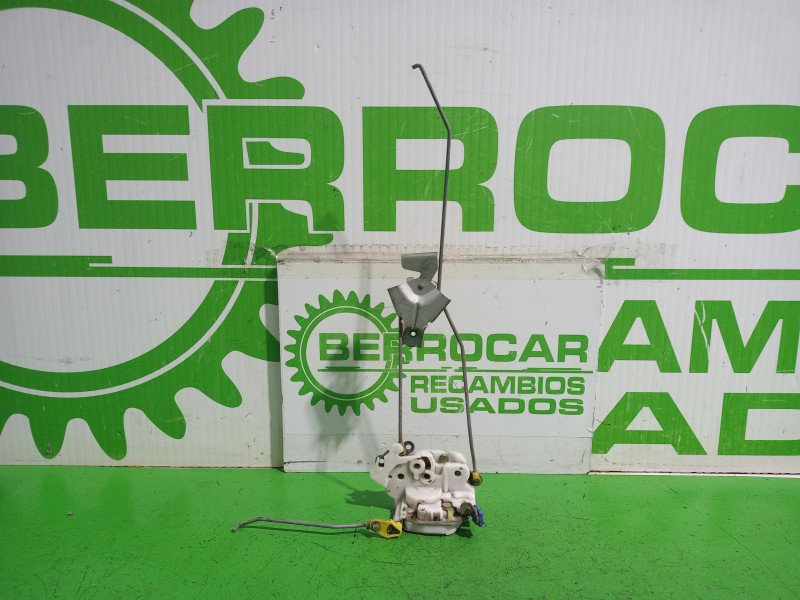 Recambio de cerradura puerta delantera izquierda para nissan serena (c23m) 2.3 lx diesel referencia OEM IAM 805029C001  