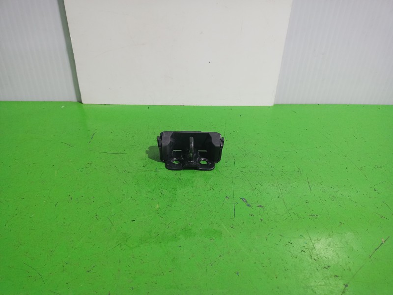 Recambio de anclaje cerradura para nissan qashqai (j11) acenta referencia OEM IAM 905704EA0A  