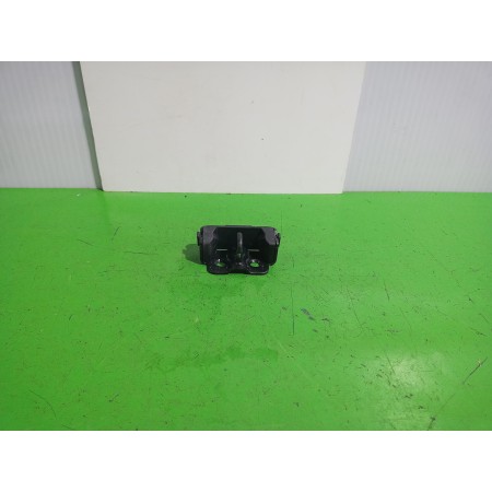 Recambio de anclaje cerradura para nissan qashqai (j11) acenta referencia OEM IAM 905704EA0A  