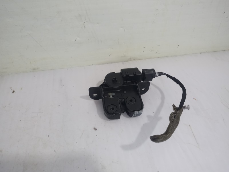 Recambio de cerradura maletero / porton para renault megane iii berlina 5 p dynamique referencia OEM IAM 846300003R  