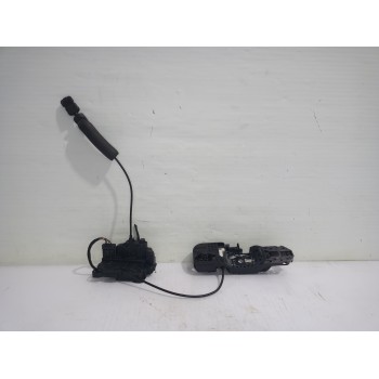 CERRADURA PUERTA TRASERA IZQUIERDA 825030002R 