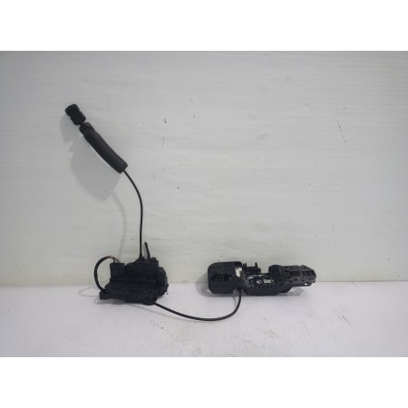 Recambio de cerradura puerta trasera izquierda para renault megane iii berlina 5 p dynamique referencia OEM IAM 825030002R  