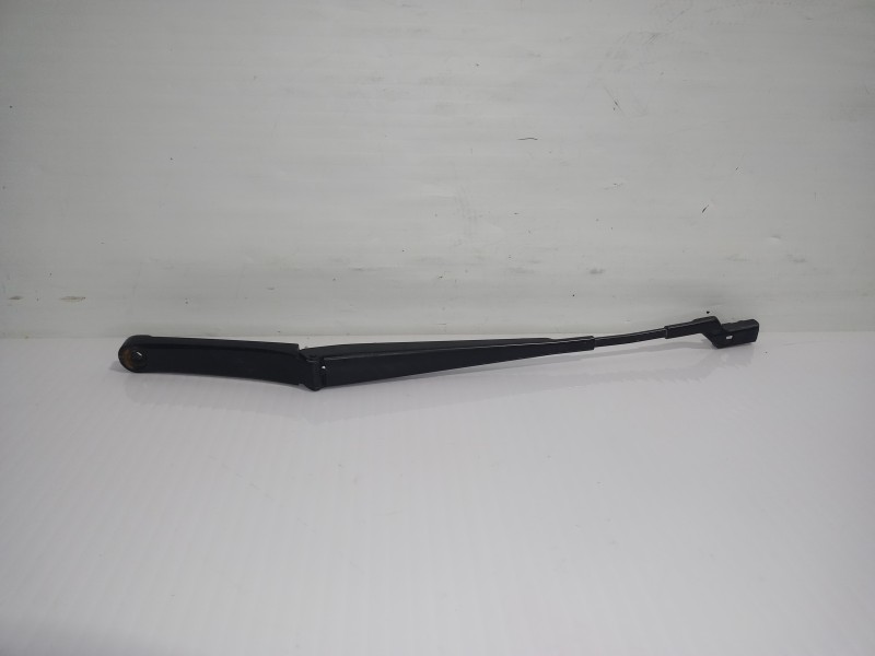 Recambio de brazo limpia delantero izquierdo para seat ibiza (kj1) style referencia OEM IAM 6F1955409  