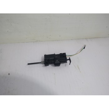 MOTOR TAPA COMBUSTIBLE 8200305732 