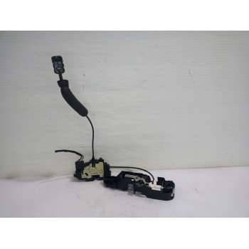 Recambio de cerradura puerta trasera derecha para renault megane iii berlina 5 p dynamique referencia OEM IAM 825020002R  