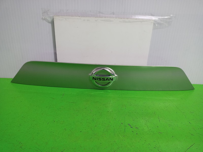 Recambio de moldura para nissan qashqai (j11) acenta referencia OEM IAM 5481U100 / 908104ESXX  