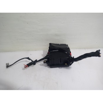 Recambio de caja reles / fusibles para renault megane iii berlina 5 p dynamique referencia OEM IAM 284B69027R  