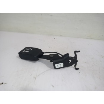 Recambio de enganche cinturon trasero derecho para renault megane iii berlina 5 p dynamique referencia OEM IAM 20005R  