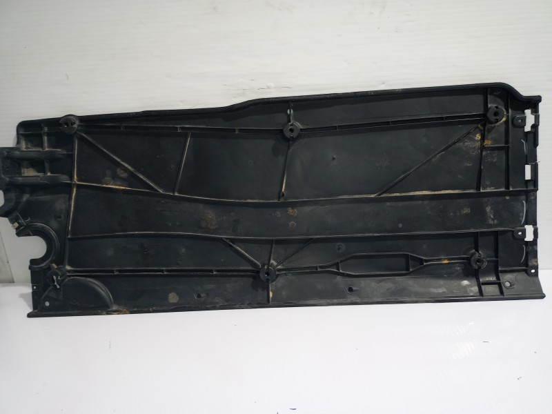 Recambio de cubrecarter para seat ibiza (kj1) style referencia OEM IAM 2Q0825201B  