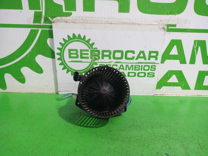 Recambio de motor calefaccion para nissan serena (c23m) 2.3 lx diesel referencia OEM IAM 272207C302  