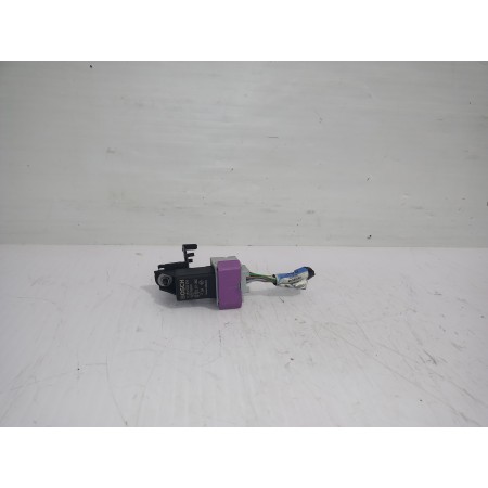 Recambio de rele para renault trafic furgón l1h1 2,7t referencia OEM IAM 8200798585  