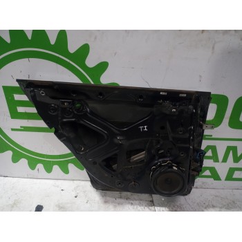 Recambio de puerta trasera izquierda para audi a4 berlina (8e) 2.5 tdi (120kw) referencia OEM IAM 8E0833051  