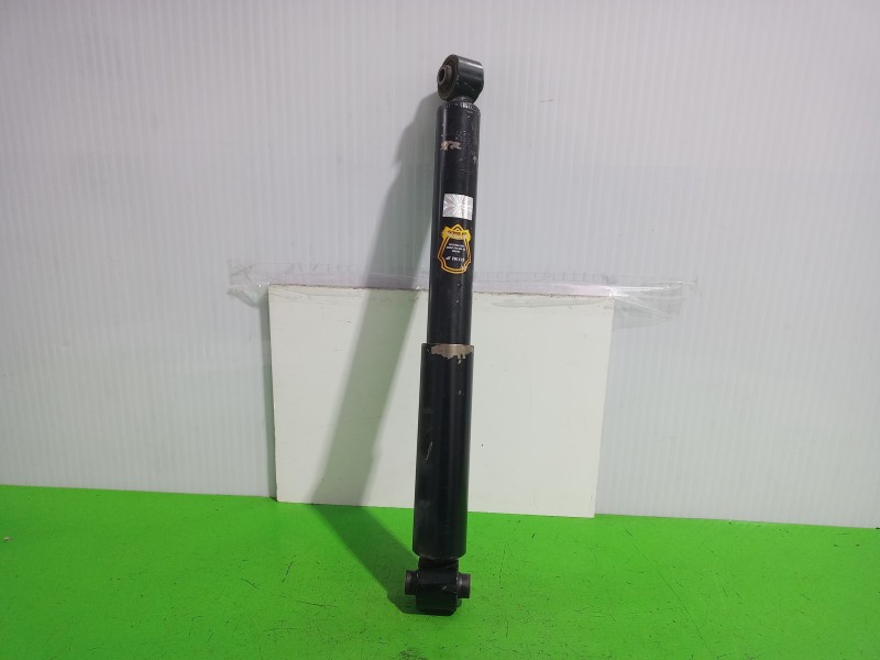 Recambio de amortiguador trasero izquierdo para nissan qashqai (j11) acenta referencia OEM IAM E6210HV02A  