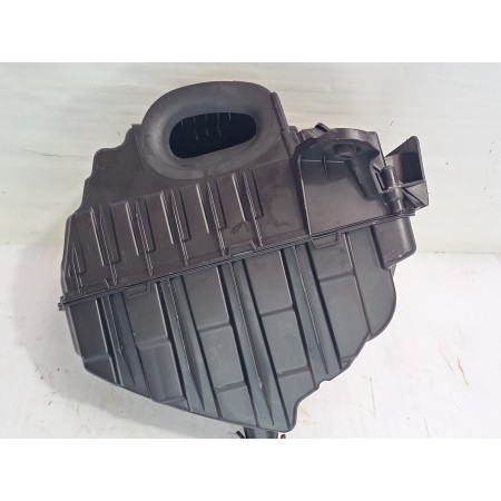 Recambio de caja filtro aire para renault megane iii berlina 5 p dynamique referencia OEM IAM 165000356R  