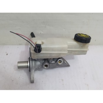 Recambio de bomba freno para renault megane iii berlina 5 p dynamique referencia OEM IAM 460910009R  