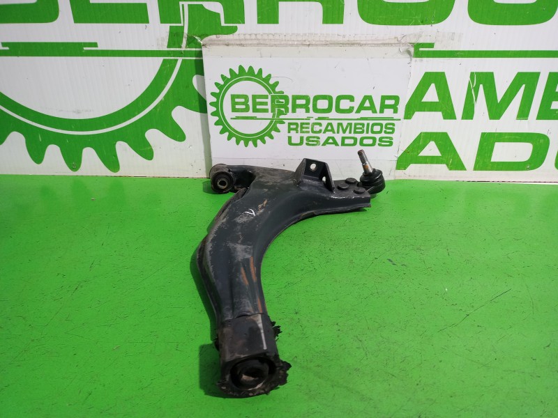 Recambio de brazo suspension inferior delantero derecho para nissan serena (c23m) 2.3 lx diesel referencia OEM IAM 545007C350  