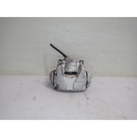 Recambio de pinza de freno delantera derecha para renault megane iii berlina 5 p dynamique referencia OEM IAM 410010303R  