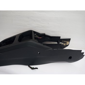 Recambio de consola central para seat ibiza (kj1) style referencia OEM IAM 6F1863243C  