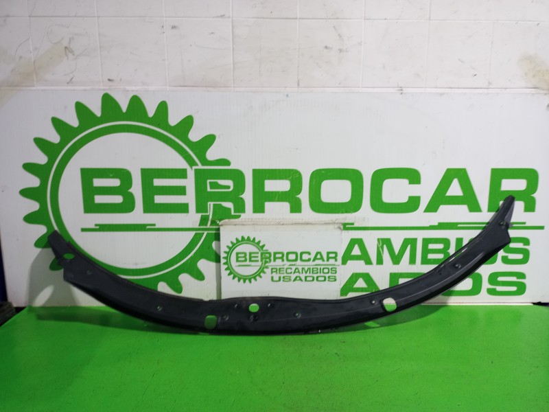 Recambio de soporte para nissan serena (c23m) 2.3 lx diesel referencia OEM IAM 663009C130  