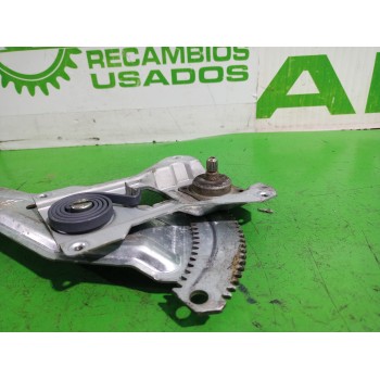 Recambio de elevalunas trasero izquierdo para nissan serena (c23m) 2.3 lx diesel referencia OEM IAM 827210C002  