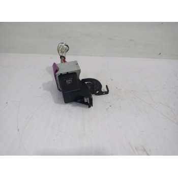 Recambio de rele para renault trafic furgón l1h1 2,7t referencia OEM IAM 8200798585  