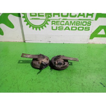 Recambio de claxon para nissan serena (c23m) 2.3 lx diesel referencia OEM IAM 703881163  