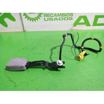 Recambio de enganche cinturon delantero izquierdo para kia sorento i (jc) 2.5 crdi referencia OEM IAM 888313E300CY  