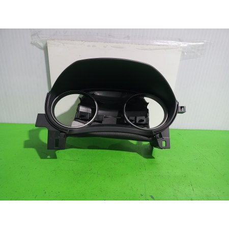 Recambio de moldura para nissan qashqai (j11) acenta referencia OEM IAM 484P14EA0A  