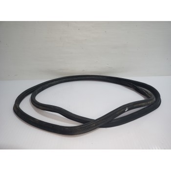 Recambio de goma contorno para seat ibiza (kj1) style referencia OEM IAM 6F0827705E9B9  