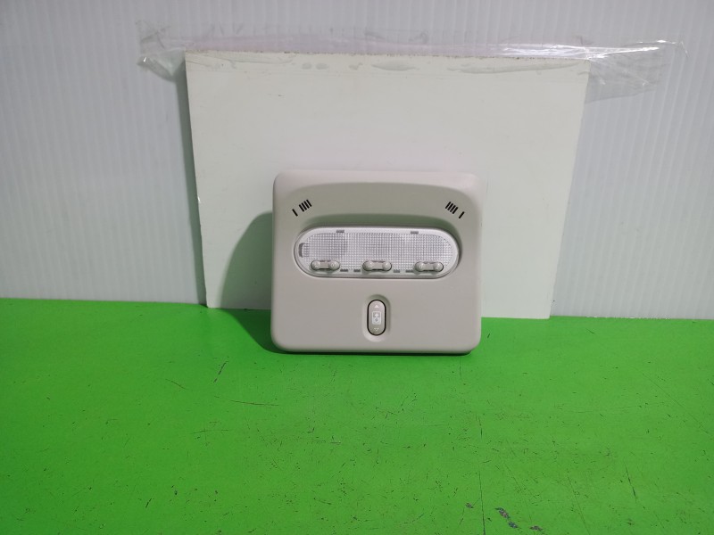 Recambio de luz interior para nissan qashqai (j11) acenta referencia OEM IAM B26430HV02A  