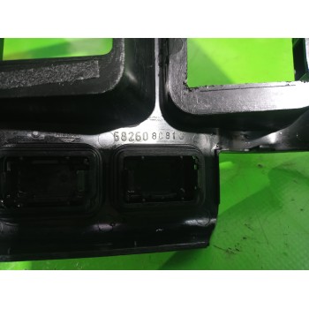 Recambio de moldura para nissan serena (c23m) 2.3 lx diesel referencia OEM IAM 682608C810  