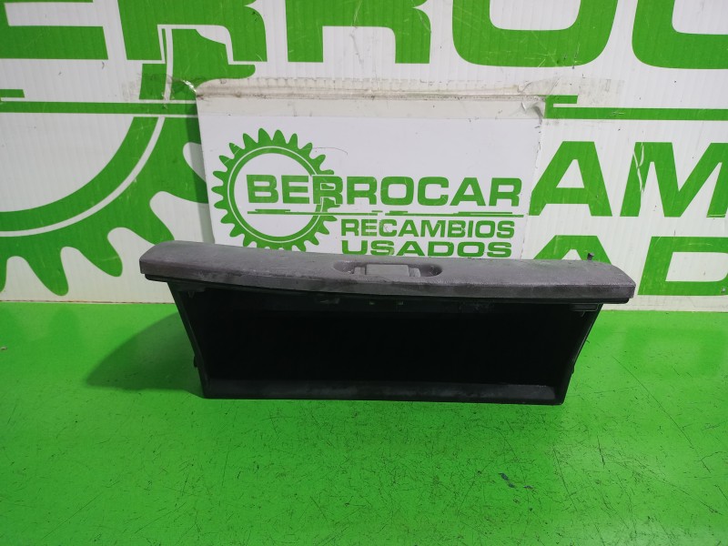 Recambio de guantera para nissan serena (c23m) 2.3 lx diesel referencia OEM IAM 685001C700  