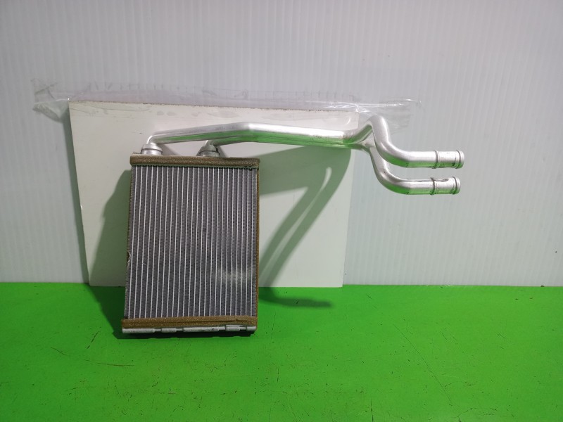 Recambio de radiador calefaccion / aire acondicionado para nissan qashqai (j11) acenta referencia OEM IAM 271404EM0A  