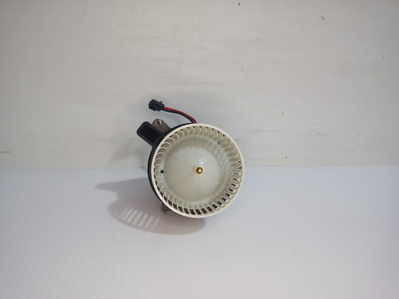 Recambio de motor calefaccion para seat ibiza (kj1) style referencia OEM IAM 2Q1820021  