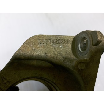 Recambio de soporte motor para renault megane iii berlina 5 p dynamique referencia OEM IAM 397743238R  