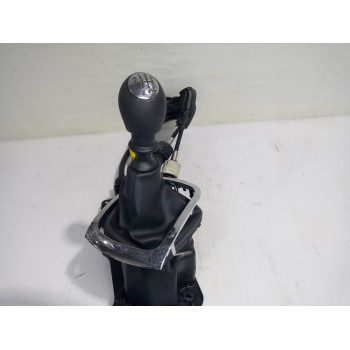 Recambio de palanca cambio para renault megane iii berlina 5 p dynamique referencia OEM IAM 8201062921A  