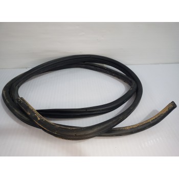 Recambio de goma contorno para nissan qashqai (j11) acenta referencia OEM IAM 82830HV00A  