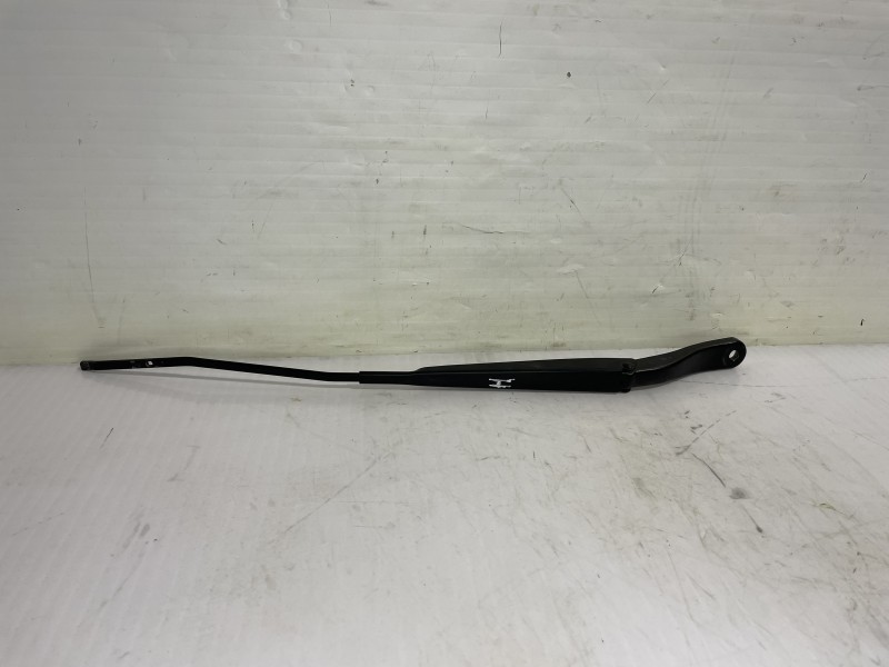 Recambio de brazo limpia delantero izquierdo para renault megane iii berlina 5 p dynamique referencia OEM IAM 288810005R  