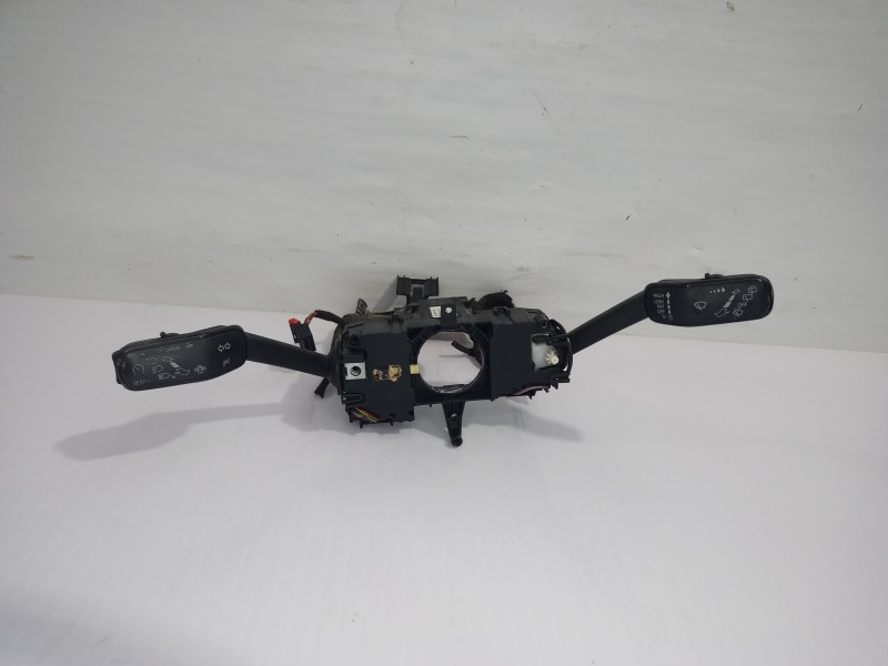 Recambio de mando multifuncion para seat ibiza (kj1) style referencia OEM IAM 2Q1953507AE  