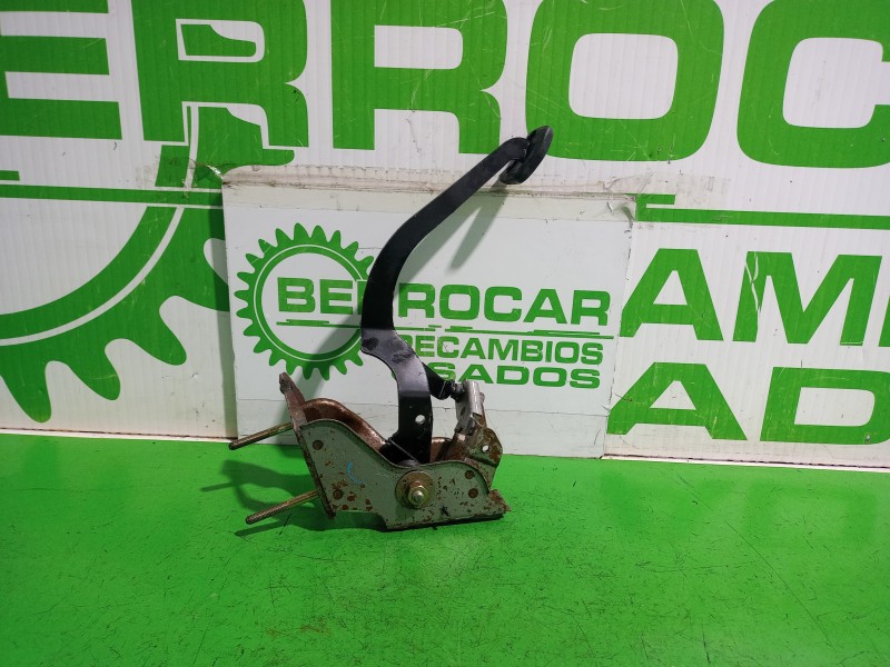 Recambio de pedal embrague para nissan serena (c23m) 2.3 lx diesel referencia OEM IAM 465409C004  